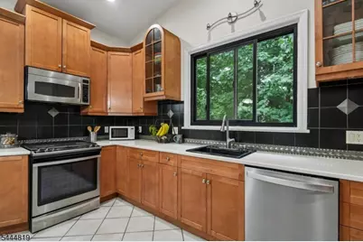 70 Hillside Ave, West Orange Township, NJ 07052 - Photo 14