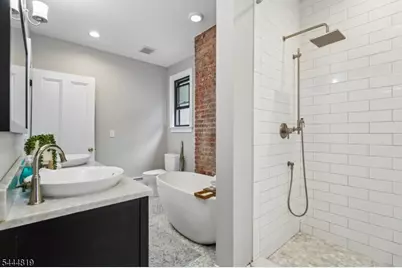 70 Hillside Ave, West Orange Township, NJ 07052 - Photo 32