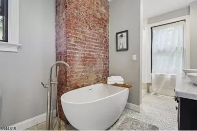 70 Hillside Ave, West Orange Township, NJ 07052 - Photo 34