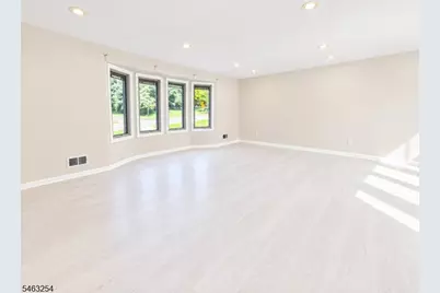 95 Eagle Rock Ave, Roseland, NJ 07068 - Photo 4