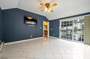 10 Clearwater Rd, Mount Olive, NJ 07828 - Photo 12