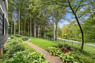 14 Indianhead Rd, Morris Township, NJ 07960 - Photo 40