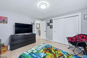 324 Sycamore Ave, Scotch Plains Township, NJ 07076 - Photo 20