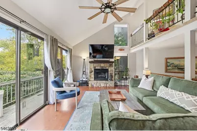 300 Gemini Dr #3C, Hillsborough Township, NJ 08844 - Photo 4