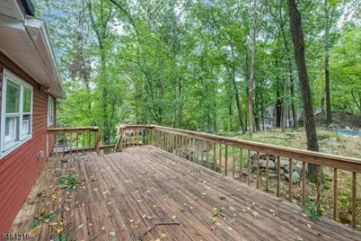 8 Weaver House Cove Rd, Byram Township, NJ 07821 - Photo 18