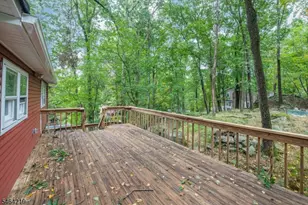 8 Weaver House Cove Rd, Byram Township, NJ 07821 - Photo 18