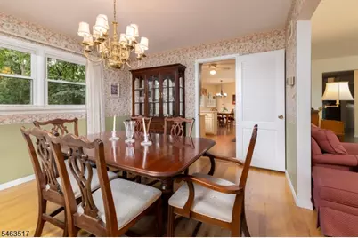 16 Warren Pl, Berkeley Heights Township, NJ 07974 - Photo 8