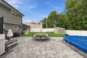 264 Winifred Dr, Totowa, NJ 07512 - Photo 36