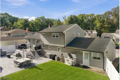 264 Winifred Dr, Totowa, NJ 07512 - Photo 32