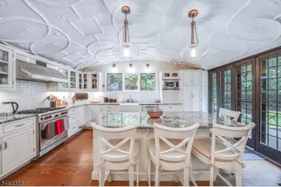 27 Village Green Ct, South Orange, NJ 07079 - Photo 20