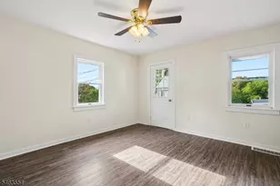 114 N Prospect St, Lopatcong Township, NJ 08865 - Photo 6