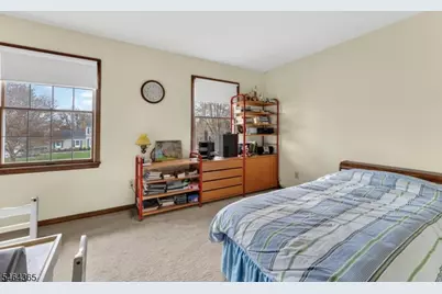 2 Rittenhouse Cir, Raritan Township, NJ 08822 - Photo 22