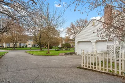 2 Rittenhouse Cir, Raritan Township, NJ 08822 - Photo 32