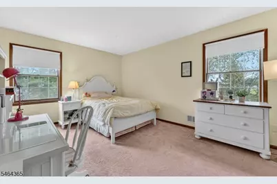 2 Rittenhouse Cir, Raritan Township, NJ 08822 - Photo 28