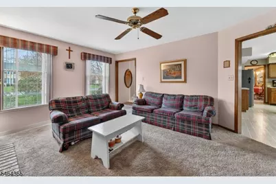 2 Rittenhouse Cir, Raritan Township, NJ 08822 - Photo 14