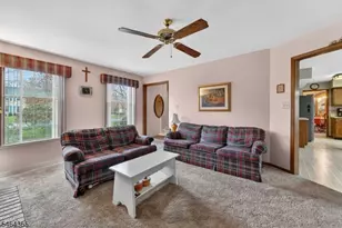 2 Rittenhouse Cir, Raritan Township, NJ 08822 - Photo 14