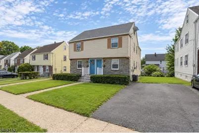 33 E 7th St, Clifton, NJ 07011 - Photo 2