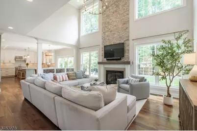 14 Whitman Dr, Chatham Township, NJ 07928 - Photo 2
