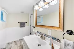 107 Overlook Rd, Vernon, NJ 07461 - Photo 18