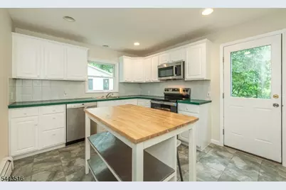16 Florence St, Hopatcong, NJ 07874 - Photo 6