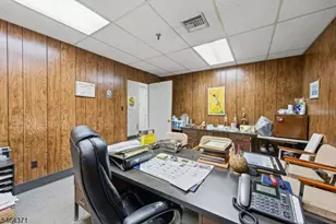 1080 Garden State Rd, Union Township, NJ 07083 - Photo 14