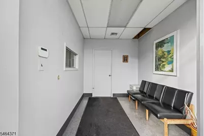 1080 Garden State Rd, Union Township, NJ 07083 - Photo 8