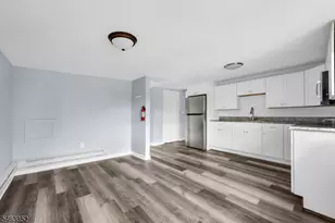 54 Main St, Ogdensburg, NJ 07439 - Photo 4