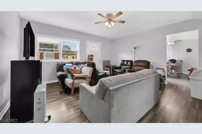 54 Main St, Ogdensburg, NJ 07439 - Photo 14