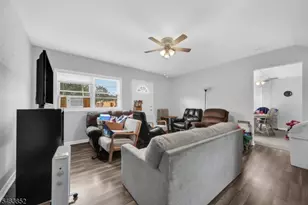 54 Main St, Ogdensburg, NJ 07439 - Photo 14