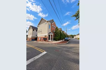 153 Main St #205, South Bound Brook Boro, NJ 08880 - Photo 2