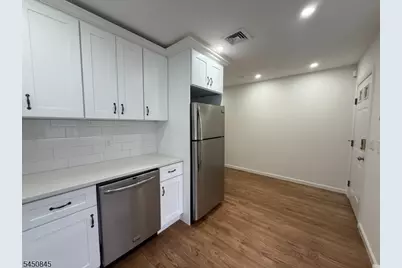 167B Harrison Ave #B2, Montclair, NJ 07042 - Photo 4