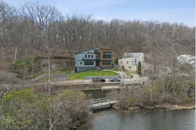 301 Kingsland Rd, Roxbury Township, NJ 07850 - Photo 2