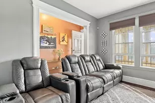 12 Church Pl, East Orange, NJ 07017 - Photo 8
