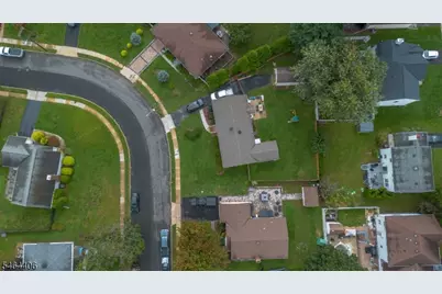 25 Lawrence Pl, Freehold, NJ 07728 - Photo 34