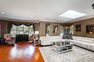 17 Chesterfield Dr, Warren Township, NJ 07059 - Photo 8