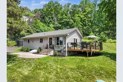 15 Phlox Ter, Vernon Twp., NJ 07418 - Photo 1