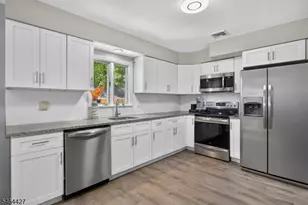 15 Phlox Terrace, Vernon Twp., NJ 07418 - Photo 8