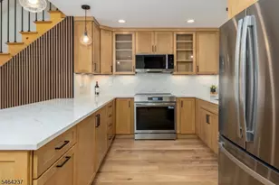 310 W Lakeshore Dr, Vernon, NJ 07422 - Photo 14