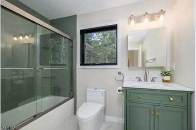 310 W Lakeshore Dr, Vernon, NJ 07422 - Photo 26
