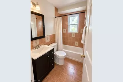 078 Midland Ave, Fair Lawn, NJ 07410 - Photo 6