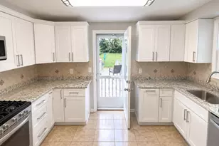 078 Midland Ave, Fair Lawn, NJ 07410 - Photo 4