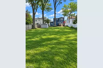 078 Midland Ave, Fair Lawn, NJ 07410 - Photo 18