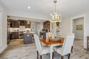 4 Stuart Ln, Wayne, NJ 07470 - Photo 8