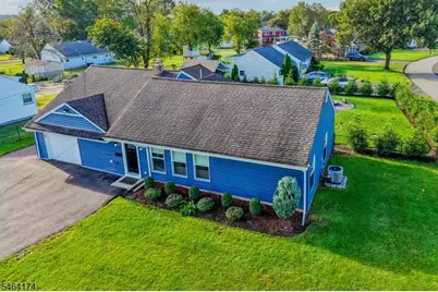 4 Stuart Ln, Wayne, NJ 07470 - Photo 30