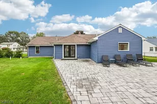 4 Stuart Ln, Wayne, NJ 07470 - Photo 28
