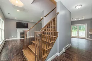 157 Halsey Rd, Hampton Township, NJ 07860 - Photo 4