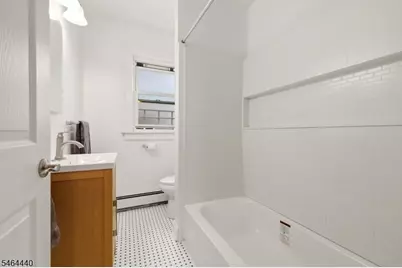 1585 Hillcrest Ter, Union Township, NJ 07083 - Photo 14