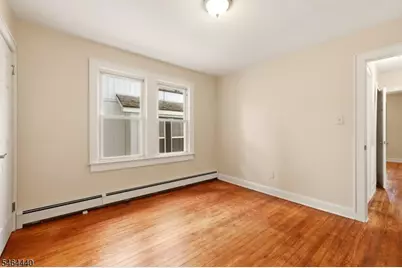 1585 Hillcrest Ter, Union Township, NJ 07083 - Photo 16