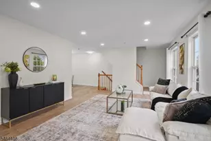 31 Krueger Ct, Newark, NJ 07103 - Photo 10
