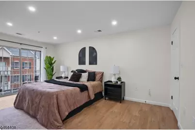 31 Krueger Ct, Newark, NJ 07103 - Photo 20